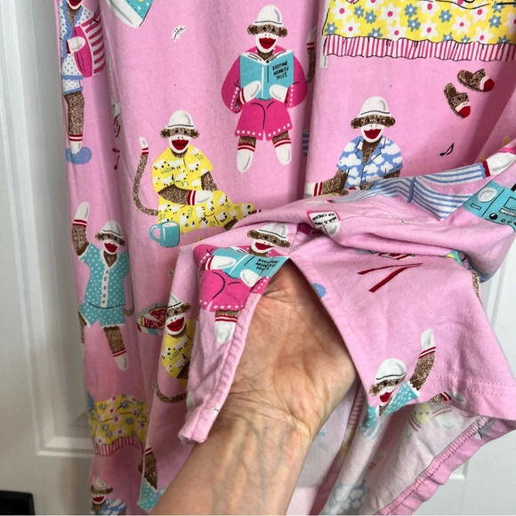 Nick &‎ Nora Ladies Sock Monkey Pillow Fight Sleep Shirt. Size Medium. - Picture 8 of 11